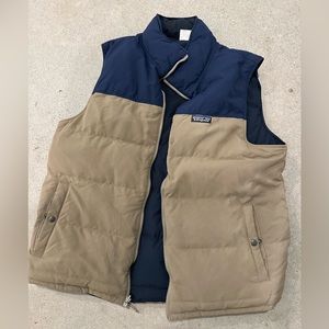 2 tone down Patagonia vest reversible